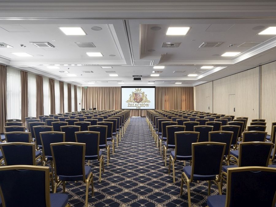 Najlepsze hotele spa na konferencje Pałac Żelechów sala konferencyjna