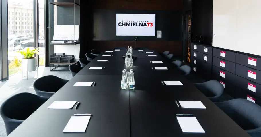 Chmielna 73