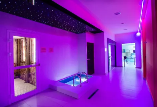 Hotel Nowy Dwór z nowym wyposażeniem SPA & wellness