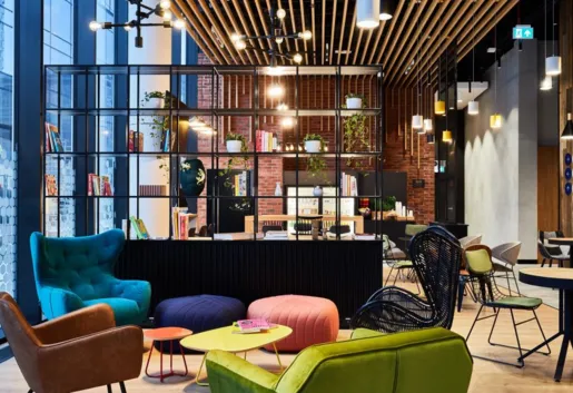 Nowe trzy gwiazdki w Warszawie. Otwarto Holiday Inn Express Warsaw - The HUB