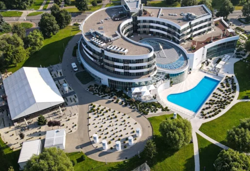 Copernicus Toruń Hotel – polecany na konferencje i imprezy w plenerze
