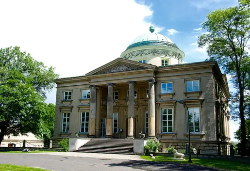 Królikarnia - Muzeum Rzeźby im. X. Dunikowskiego