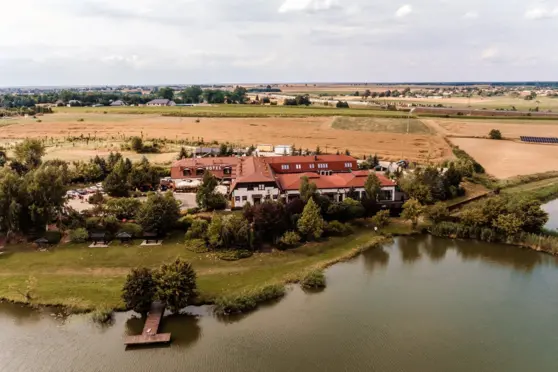 Dwór Bogucin Hotel & Restauracja - zdjęcie 1