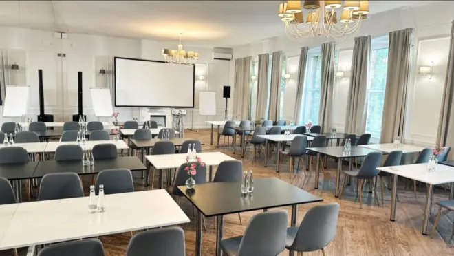 Samo Centrum Wszechświata/Warsaw Event Space - zdjęcie 2