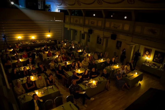 Kutnowski Dom Kultury - Centrum Teatru Muzyki i Tańca Kutno sala konferencyjno widowiskowa