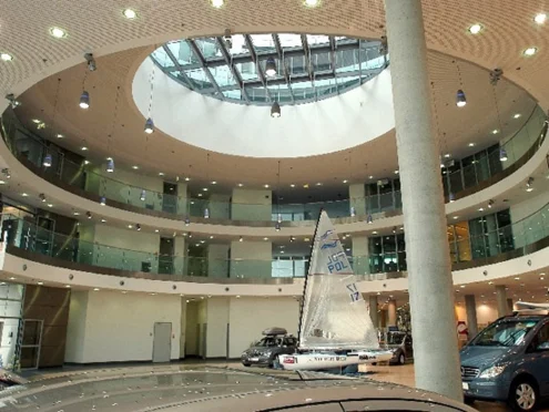 Centrum Konferencyjne Mercedes-Benz - zdjęcie 3