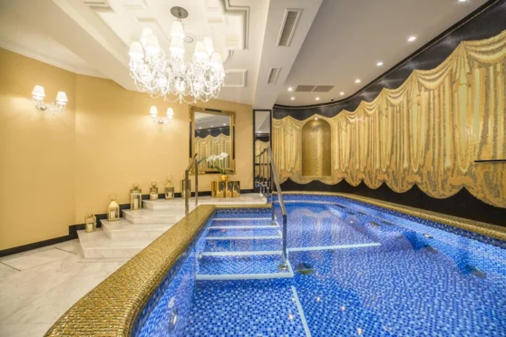 Hotel Bachleda Luxury Kraków sala konferencyjna basen