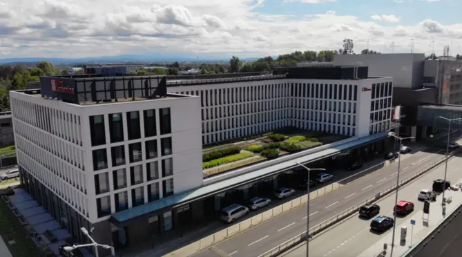 Hotel z zewnątrz