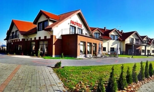 Hotel & Restauracja Podzamcze - zdjęcie 1