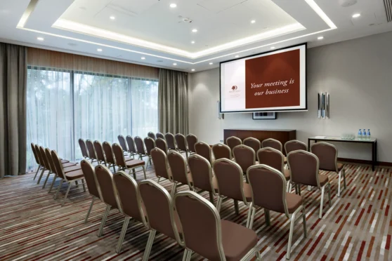 DoubleTree by Hilton Hotel & Conference Centre Warsaw - photo 1